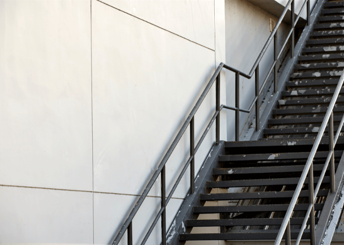 פרוייקט מעקה אלומיניום 4