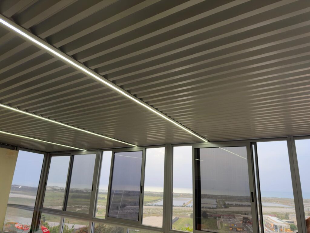 תיקון דלתות הזזה נוגה אלומיניום